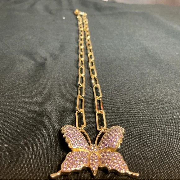 Gold Butterfly Pendant Necklace - Picture 1 of 1